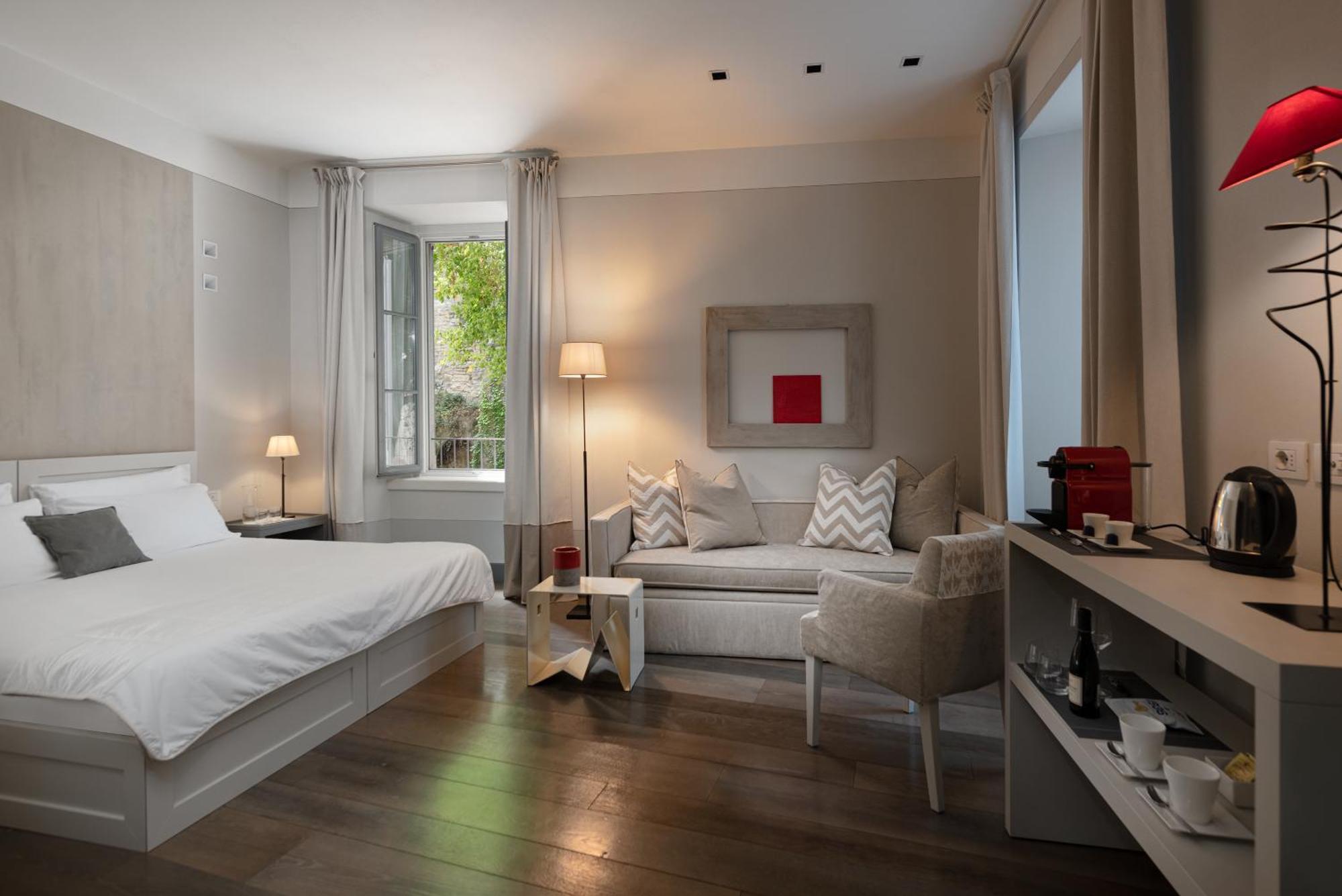 Gombithotel Hotel 4*